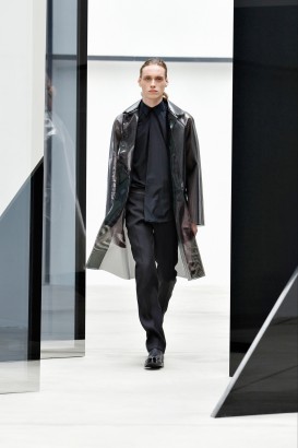 Fashion News: Alexander Wang to Take the Balenciaga Reigns?