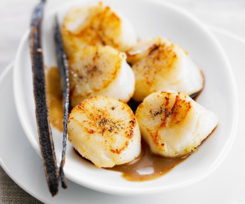 Seared scallops with vanilla