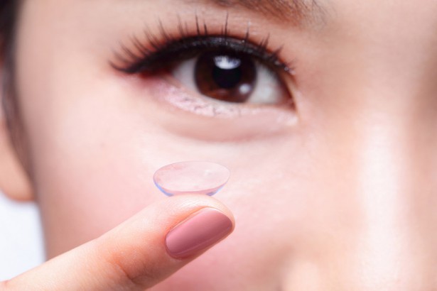 Change contact lenses regularly